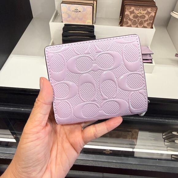Coach Snap Wallet In Signature Leather With Heart Charm CDF21 Light Violet - Picture 4 of 9